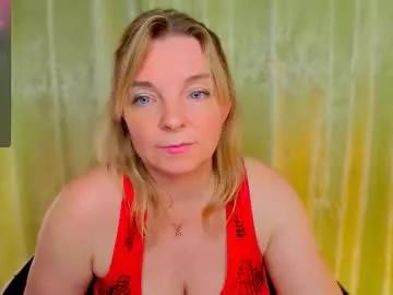 Girls: Stay up-to-date with the new immersive cumshows range and check-out the cutest escorts exhibit their wet clitoris and sweet physiques as they strip off and climax.