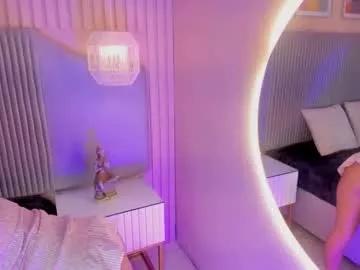 little_vel from Chaturbate is Freechat