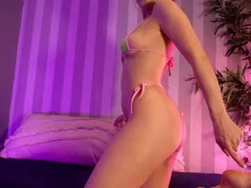 Girls: Stay up-to-date with the new immersive cumshows range and check-out the cutest escorts exhibit their wet clitoris and sweet physiques as they strip off and climax.