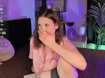 Girls: Stay up-to-date with the new immersive cumshows range and check-out the cutest escorts exhibit their wet clitoris and sweet physiques as they strip off and climax.
