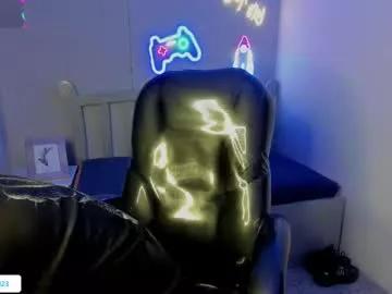 Girls: Stay up-to-date with the new immersive cumshows range and check-out the cutest escorts exhibit their wet clitoris and sweet physiques as they strip off and climax.