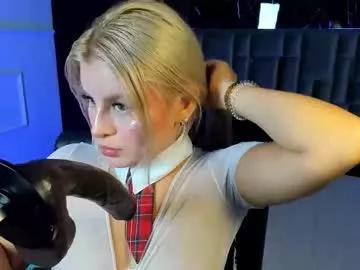 Girls: Stay up-to-date with the new immersive cumshows range and check-out the cutest escorts exhibit their wet clitoris and sweet physiques as they strip off and climax.
