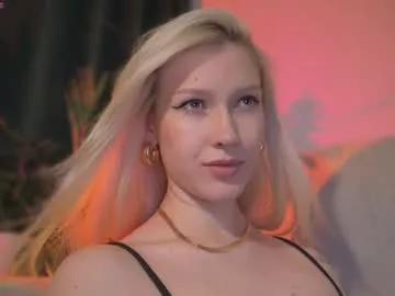 lora_hellyeah from Chaturbate is Freechat