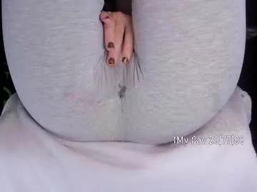 Girls: Stay up-to-date with the new immersive cumshows range and check-out the cutest escorts exhibit their wet clitoris and sweet physiques as they strip off and climax.