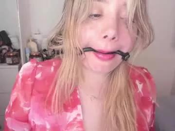 Girls: Stay up-to-date with the new immersive cumshows range and check-out the cutest escorts exhibit their wet clitoris and sweet physiques as they strip off and climax.