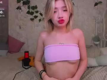 Girls: Stay up-to-date with the new immersive cumshows range and check-out the cutest escorts exhibit their wet clitoris and sweet physiques as they strip off and climax.