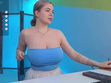 Girls ecstasy: Improve your chatting skills with these steamy streamers, and dive into the immersive world of exposed attraction.