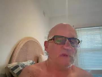 Lucas10004 webcams show profile image 