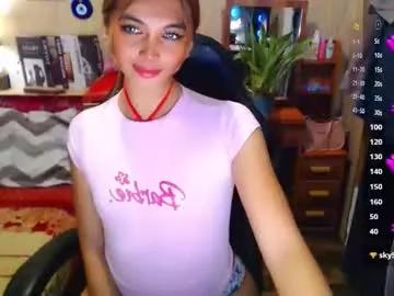Girls: Stay up-to-date with the new immersive cumshows range and check-out the cutest escorts exhibit their wet clitoris and sweet physiques as they strip off and climax.