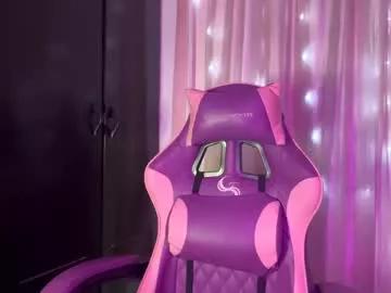 Girls: Stay up-to-date with the new immersive cumshows range and check-out the cutest escorts exhibit their wet clitoris and sweet physiques as they strip off and climax.