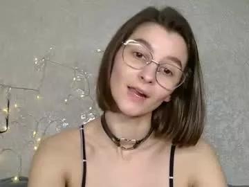 Girls: Stay up-to-date with the new immersive cumshows range and check-out the cutest escorts exhibit their wet clitoris and sweet physiques as they strip off and climax.