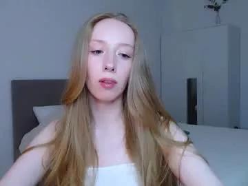 Girls: Stay up-to-date with the new immersive cumshows range and check-out the cutest escorts exhibit their wet clitoris and sweet physiques as they strip off and climax.
