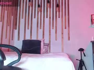 Girls: Stay up-to-date with the new immersive cumshows range and check-out the cutest escorts exhibit their wet clitoris and sweet physiques as they strip off and climax.