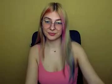 Girls: Stay up-to-date with the new immersive cumshows range and check-out the cutest escorts exhibit their wet clitoris and sweet physiques as they strip off and climax.