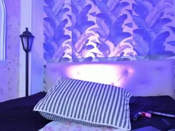 Girls: Stay up-to-date with the new immersive cumshows range and check-out the cutest escorts exhibit their wet clitoris and sweet physiques as they strip off and climax.