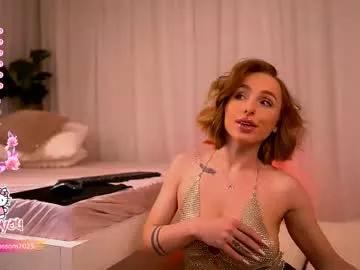 Girls: Stay up-to-date with the new immersive cumshows range and check-out the cutest escorts exhibit their wet clitoris and sweet physiques as they strip off and climax.