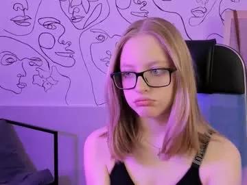 Girls: Stay up-to-date with the new immersive cumshows range and check-out the cutest escorts exhibit their wet clitoris and sweet physiques as they strip off and climax.