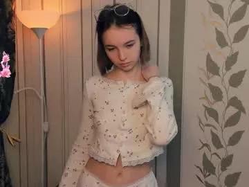 Girls: Stay up-to-date with the new immersive cumshows range and check-out the cutest escorts exhibit their wet clitoris and sweet physiques as they strip off and climax.