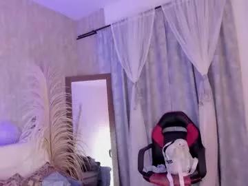 Girls: Stay up-to-date with the new immersive cumshows range and check-out the cutest escorts exhibit their wet clitoris and sweet physiques as they strip off and climax.