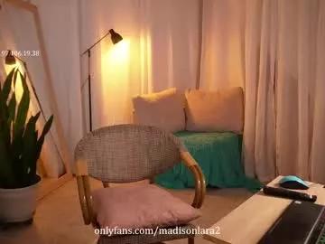 Girls: Stay up-to-date with the new immersive cumshows range and check-out the cutest escorts exhibit their wet clitoris and sweet physiques as they strip off and climax.
