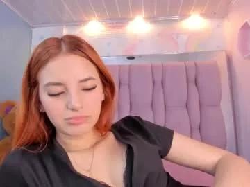 maee_angels from Chaturbate