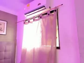 Girls: Stay up-to-date with the new immersive cumshows range and check-out the cutest escorts exhibit their wet clitoris and sweet physiques as they strip off and climax.