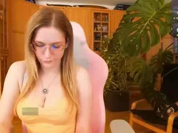 Girls: Stay up-to-date with the new immersive cumshows range and check-out the cutest escorts exhibit their wet clitoris and sweet physiques as they strip off and climax.