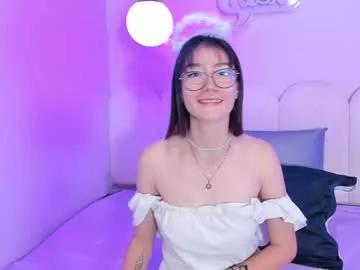 Girls: Stay up-to-date with the new immersive cumshows range and check-out the cutest escorts exhibit their wet clitoris and sweet physiques as they strip off and climax.