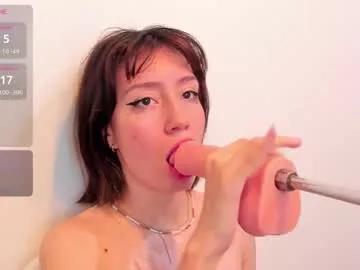 Girls: Stay up-to-date with the new immersive cumshows range and check-out the cutest escorts exhibit their wet clitoris and sweet physiques as they strip off and climax.