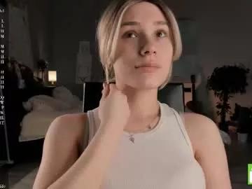 Girls: Stay up-to-date with the new immersive cumshows range and check-out the cutest escorts exhibit their wet clitoris and sweet physiques as they strip off and climax.