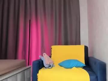 Girls: Stay up-to-date with the new immersive cumshows range and check-out the cutest escorts exhibit their wet clitoris and sweet physiques as they strip off and climax.