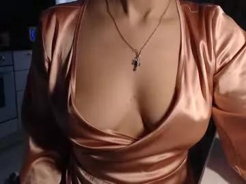 Girls: Stay up-to-date with the new immersive cumshows range and check-out the cutest escorts exhibit their wet clitoris and sweet physiques as they strip off and climax.