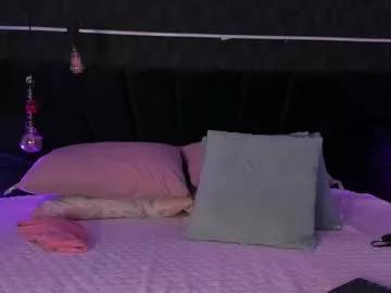 Girls: Stay up-to-date with the new immersive cumshows range and check-out the cutest escorts exhibit their wet clitoris and sweet physiques as they strip off and climax.