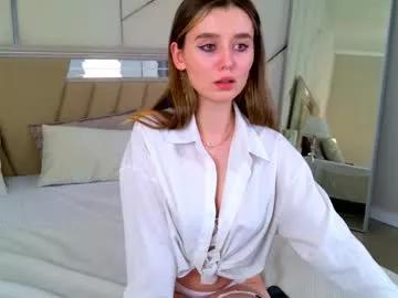 Girls: Stay up-to-date with the new immersive cumshows range and check-out the cutest escorts exhibit their wet clitoris and sweet physiques as they strip off and climax.