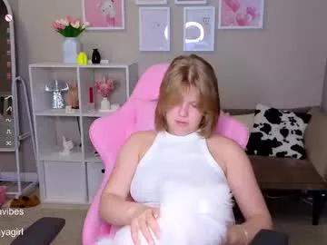 maya_blonde18 from Chaturbate