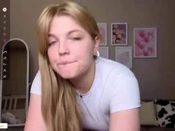 maya_blonde18 from Chaturbate
