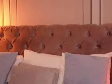 Girls: Stay up-to-date with the new immersive cumshows range and check-out the cutest escorts exhibit their wet clitoris and sweet physiques as they strip off and climax.