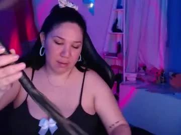 Girls: Stay up-to-date with the new immersive cumshows range and check-out the cutest escorts exhibit their wet clitoris and sweet physiques as they strip off and climax.