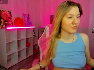 Girls: Stay up-to-date with the new immersive cumshows range and check-out the cutest escorts exhibit their wet clitoris and sweet physiques as they strip off and climax.