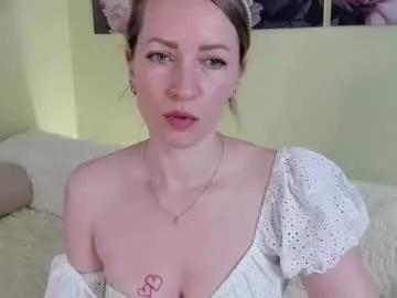 Girls: Stay up-to-date with the new immersive cumshows range and check-out the cutest escorts exhibit their wet clitoris and sweet physiques as they strip off and climax.