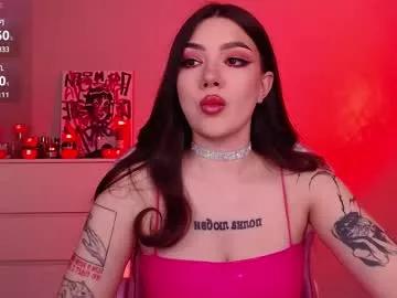 Girls: Stay up-to-date with the new immersive cumshows range and check-out the cutest escorts exhibit their wet clitoris and sweet physiques as they strip off and climax.