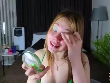 Girls: Stay up-to-date with the new immersive cumshows range and check-out the cutest escorts exhibit their wet clitoris and sweet physiques as they strip off and climax.