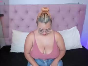Girls: Stay up-to-date with the new immersive cumshows range and check-out the cutest escorts exhibit their wet clitoris and sweet physiques as they strip off and climax.