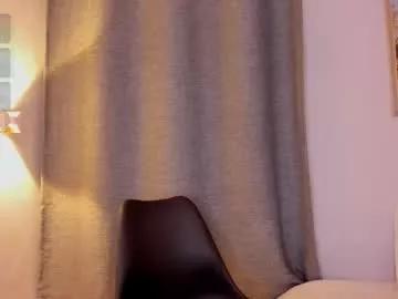 Girls: Stay up-to-date with the new immersive cumshows range and check-out the cutest escorts exhibit their wet clitoris and sweet physiques as they strip off and climax.