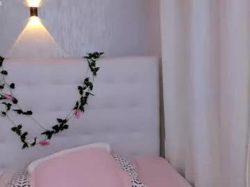 Girls: Stay up-to-date with the new immersive cumshows range and check-out the cutest escorts exhibit their wet clitoris and sweet physiques as they strip off and climax.