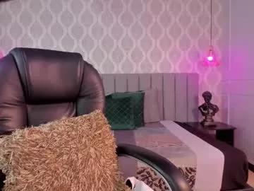 Girls: Stay up-to-date with the new immersive cumshows range and check-out the cutest escorts exhibit their wet clitoris and sweet physiques as they strip off and climax.