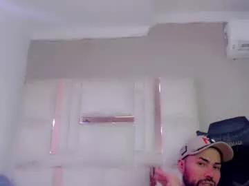michael_twinkk from Chaturbate is Freechat