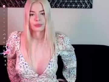 Girls: Stay up-to-date with the new immersive cumshows range and check-out the cutest escorts exhibit their wet clitoris and sweet physiques as they strip off and climax.