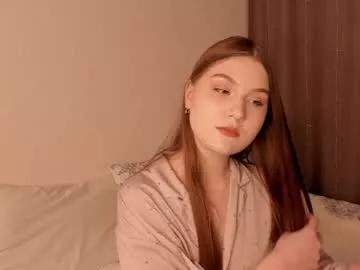 Get enchanted by the vitality and moves of our squirting, brunette and solo webcams. With their steamy costumes and masturbating shows, our gay-couples and nonude cam models are a sight to behold.