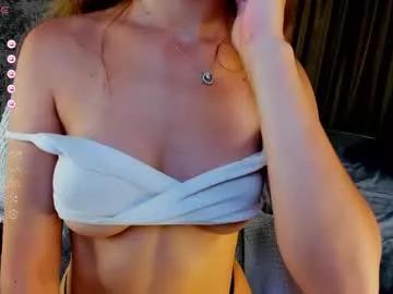 Girls: Stay up-to-date with the new immersive cumshows range and check-out the cutest escorts exhibit their wet clitoris and sweet physiques as they strip off and climax.